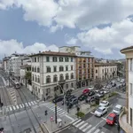 Rent 4 bedroom apartment of 100 m² in Florence