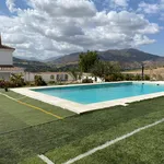 Rent 5 bedroom house in Malaga']