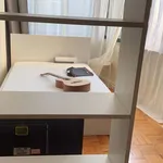 Rent a room of 160 m² in Lisboa