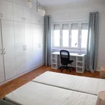 Rent a room in lisbon