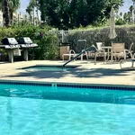 Rent 1 bedroom house in Palm Springs