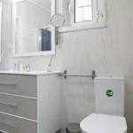 Rent 3 bedroom apartment of 120 m² in lisbon