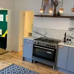 Rent 3 bedroom flat in Crosby