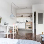 Rent 1 bedroom apartment of 30 m² in Berlin