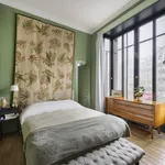 Appartement de 690 m² avec 1 chambre(s) en location à Paris