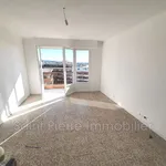 Appartement de 56 m² avec 3 chambre(s) en location à Saint-Laurent-du-Var