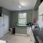 Rent 5 bedroom house in Leeds