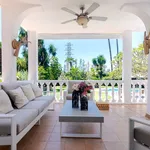 Rent 3 bedroom house of 180 m² in Marbella