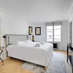 Appartement de 1830 m² avec 3 chambre(s) en location à Paris