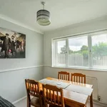 Rent 4 bedroom house in Yorkshire And The Humber