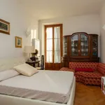 Rent a room of 100 m² in milan