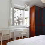 Rent 2 bedroom apartment in Milan