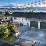 Rent 3 bedroom apartment in Dunedin