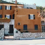 Rent 4 bedroom apartment of 170 m² in Voze