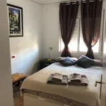 Rent 4 bedroom apartment in Alicante