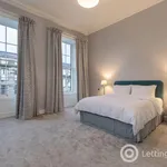 Rent 3 bedroom apartment in Edinburgh