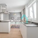 Rent 3 bedroom apartment of 180 m² in Oviedo