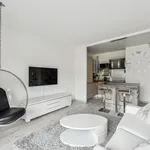 Rent 1 bedroom apartment of 70 m² in Paris