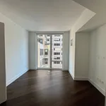 Rent 2 bedroom apartment in Manhattan