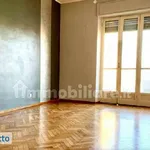 Rent 2 bedroom apartment of 59 m² in Turin