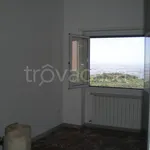 Affitto 4 camera appartamento di 110 m² in Monte Compatri