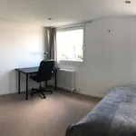 Rent 5 bedroom apartment in Aberdeen