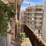 Rent a room of 120 m² in alicante