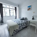 Rent 4 bedroom apartment in Bilbao