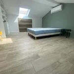 Appartement de 35 m² avec 2 chambre(s) en location à St Etienne