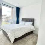 Rent 2 bedroom flat in London