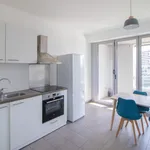  appartement avec 4 chambre(s) en location à Paris