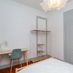 Rent a room in lisbon