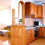 Rent 3 bedroom apartment of 105 m² in Gyor