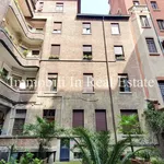 Rent 2 bedroom apartment of 65 m² in Milano