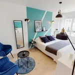  appartement avec 3 chambre(s) en location à Paris