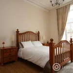 Rent 2 bedroom flat in Glasgow