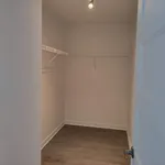 Appartement de 1291 m² avec 5 chambre(s) en location à Laval (administrative region)