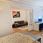 Rent 2 bedroom apartment of 44 m² in Paris