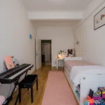 Rent 4 bedroom apartment of 150 m² in Berlin