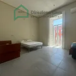 Rent 3 bedroom apartment of 100 m² in Napoli