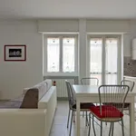 Rent 1 bedroom apartment in Milan