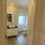 Rent 1 bedroom apartment of 65 m² in lisbon