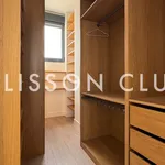 Alquilo 4 dormitorio casa de 263 m² en Madrid