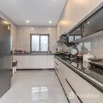 Rent 6 bedroom house of 2400 m² in Chon Buri