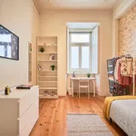 Rent a room in lisbon