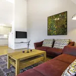 Rent 2 bedroom apartment of 1076 m² in vienna