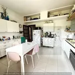 Rent 5 bedroom house of 314 m² in Rome