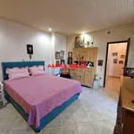 Rent 2 bedroom apartment of 68 m² in Αμφιάλη