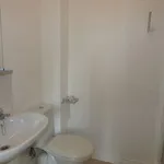 Rent 3 bedroom house in East Midlands