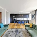 Rent 1 bedroom apartment of 807 m² in Paris